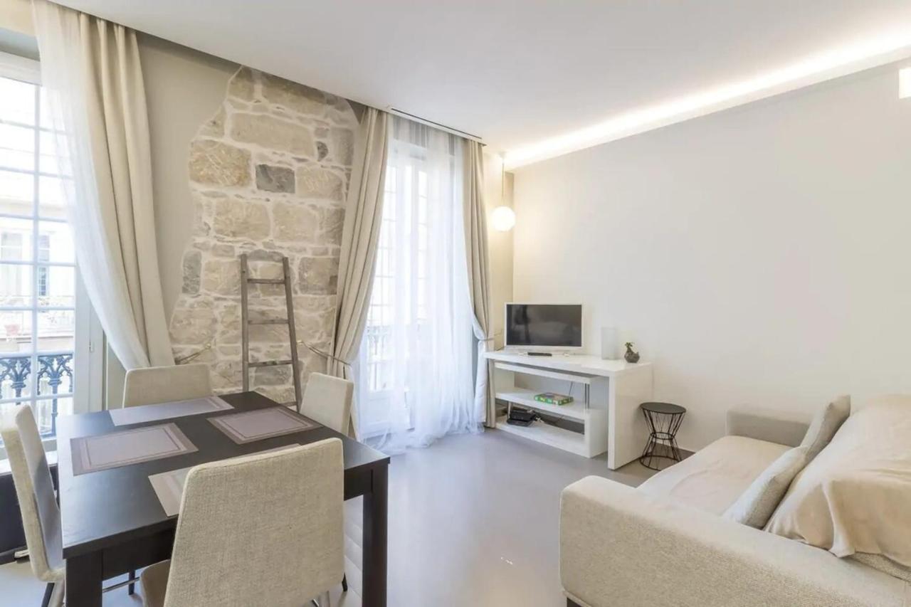 Private Apartment Located In The "Carre D'Or Nice" Exterior photo